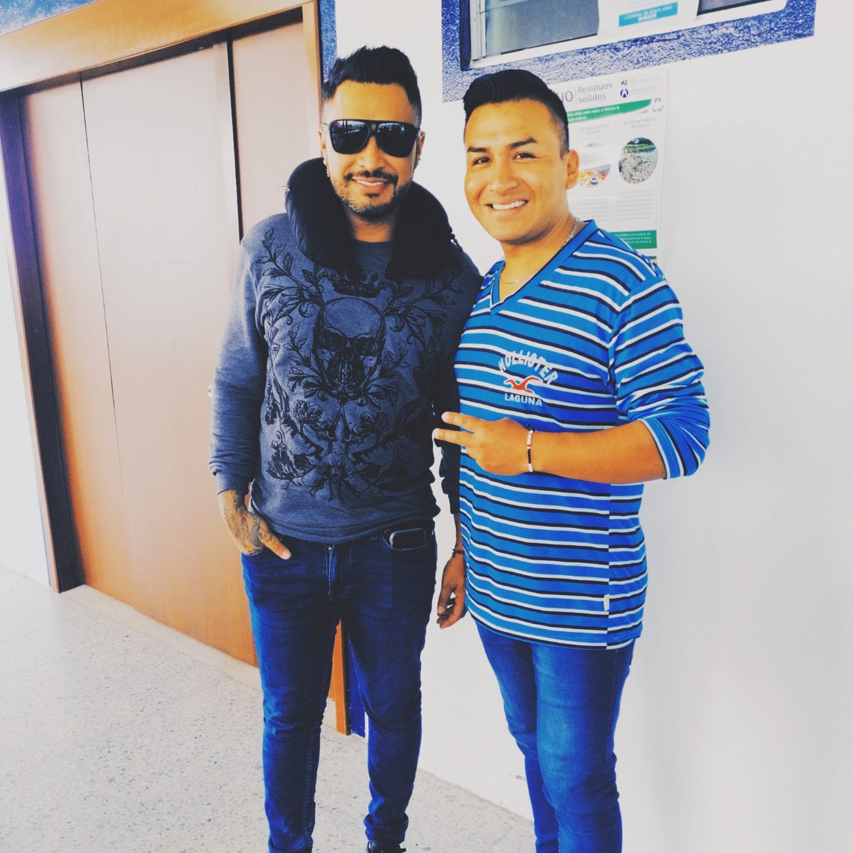 Con el parcero John Alex castaño y a beberrrr..