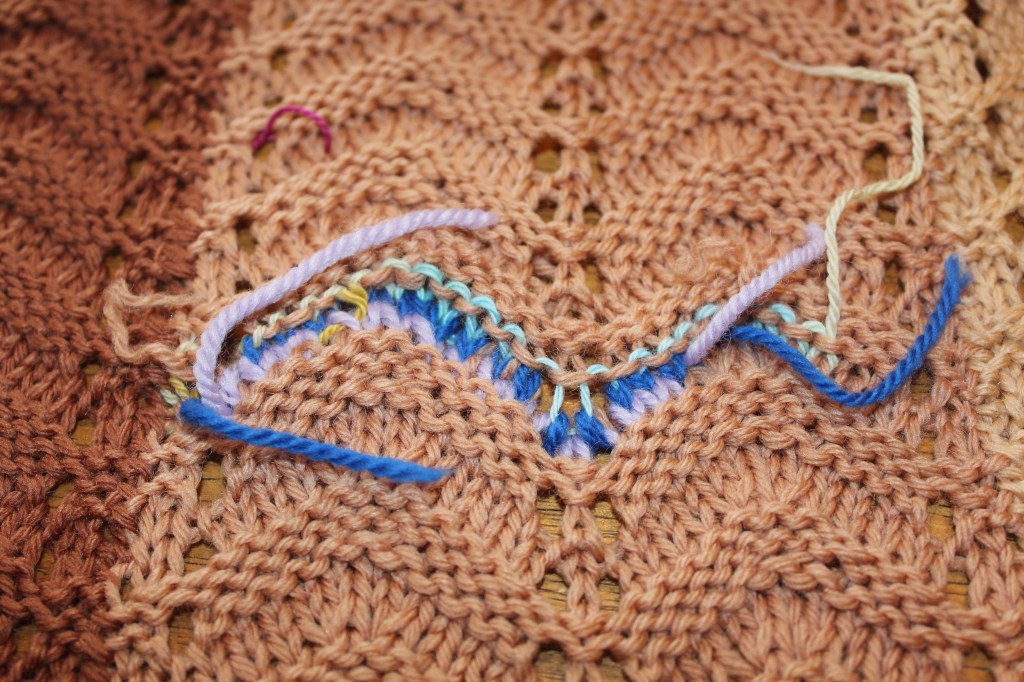 tinkingturtle's tweet image. Recent Repair of a Knit Afghan tinkingturtle.com/2020/01/recent…