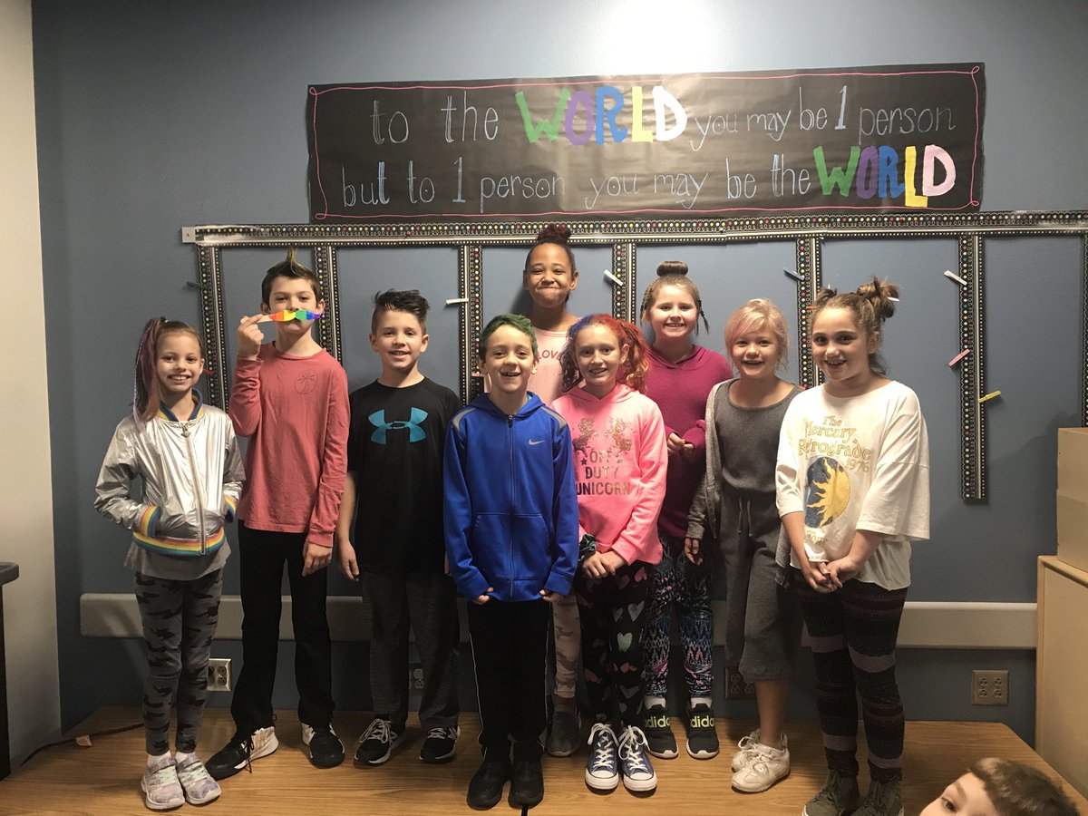 Crazy hair day to support our stuCo! #walstars