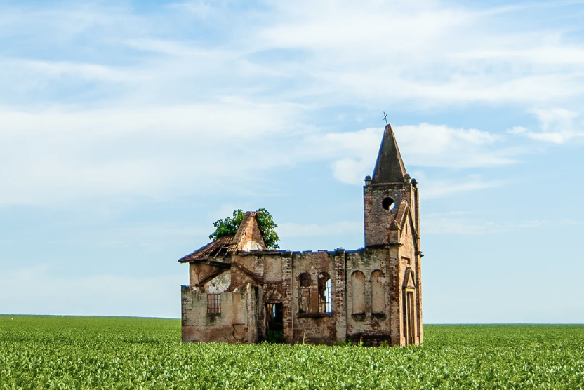 .<a href="/ThomRainer/">Thom Rainer</a> says one of the greatest disruptions in a local church is moving from an inward to an outward focus. To avoid this disruption, pastors choose to placate rather than challenge members.  Maybe that's why most American churches are comfortable....but declining.