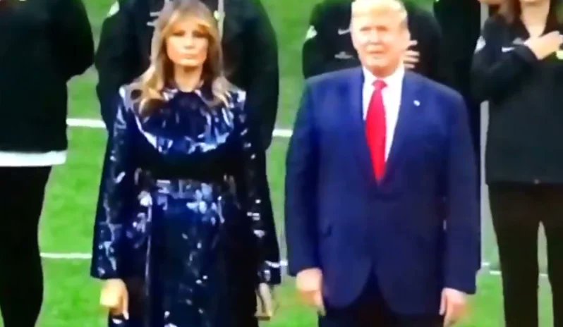 AlvarezHashi's tweet photo. New! Melania-hand-snatching incident. Mel Pulls hand out of Trump's so quickly it's another inch shorter. Unnatural invasive forced hand-holding seems an unlikely habit for the world's most germaphobic moron.
#VoteBlue
#FreeTheHand
#Vote4Women & #PoC
https://t.co/wthzBM5Pq2 https://t.co/lx80CpP0fU