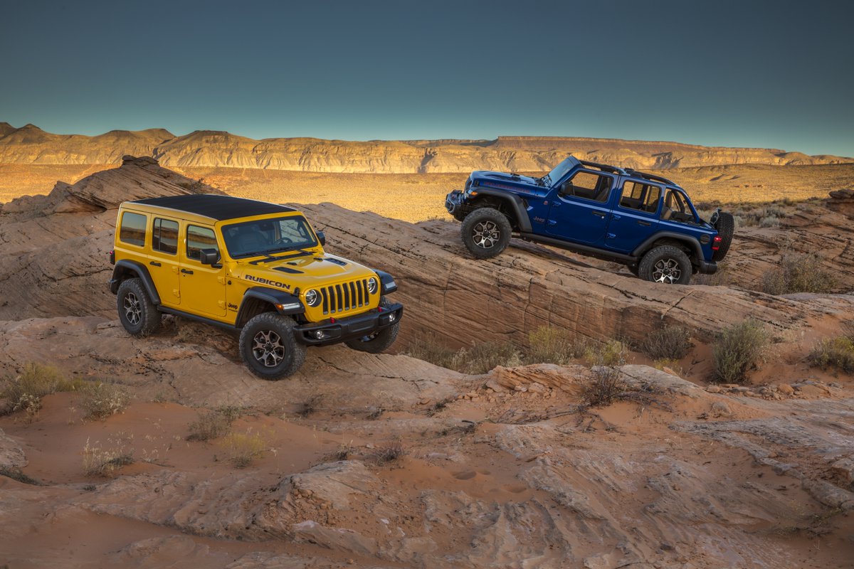 StellantisNA's tweet photo. PRESS RELEASE: https://t.co/lCXgrCYtQA

A truly exceptional machine both on- and off-road, the new 2020 @Jeep® #Wrangler Rubicon EcoDiesel is @FWMag’s “2020 SUV of the Year” with Wrangler winning the SUV of the Year award for the second consecutive year. https://t.co/BWjciK9RsG