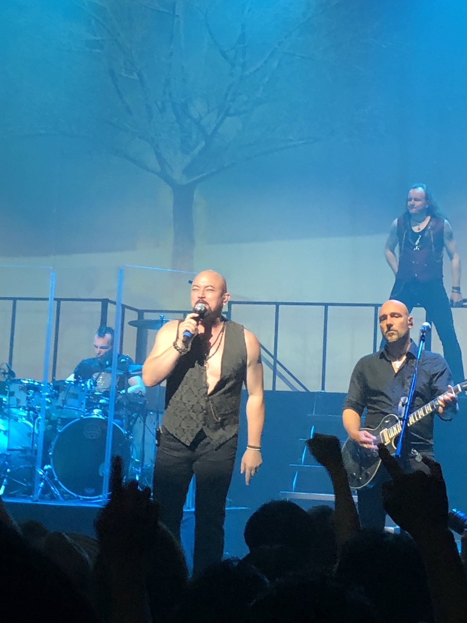 Happy birthday Geoff Tate!!
25                Avantasia    