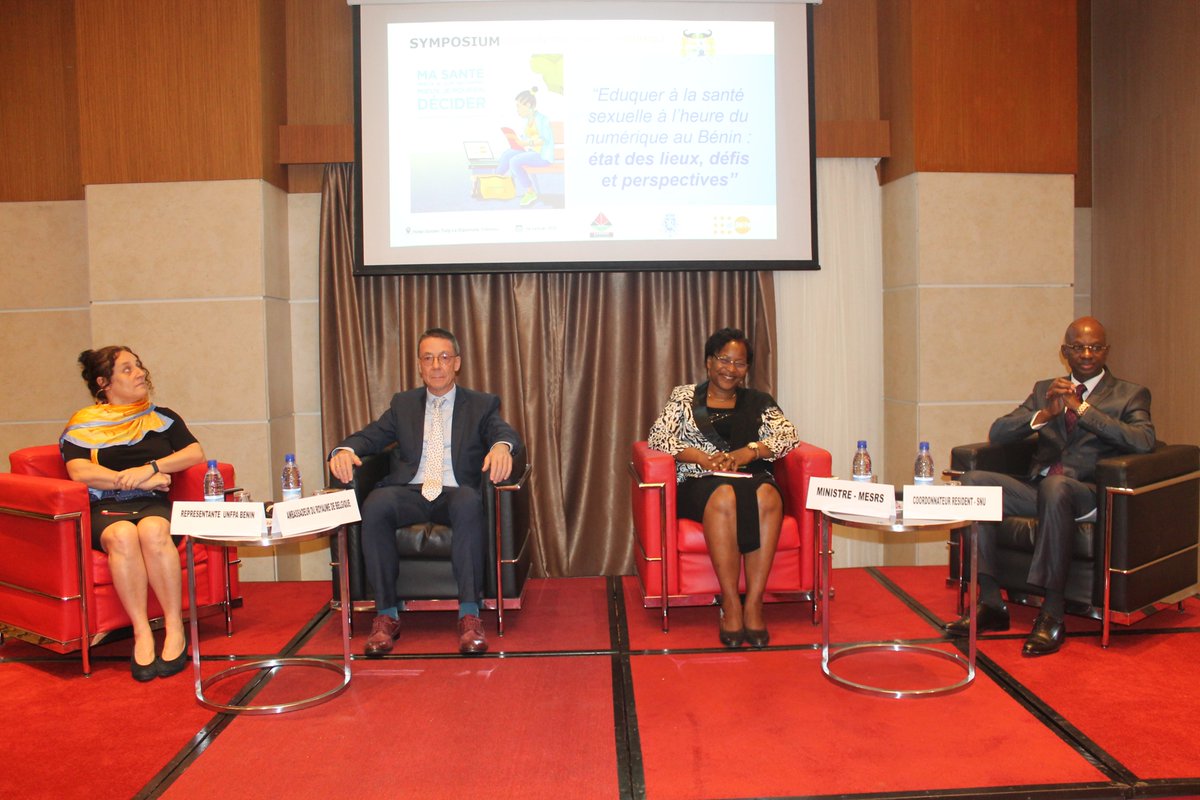 UNBenin's tweet photo. "Une bonne gestion de la santé reproductive et des droits qui y sont liés constitue une clé incontournable pour la réussite de la jeunesse" extrait du discours de @Siaka_coul au symposium sur l'éducation à la santé sexuelle à l'heure du numérique. https://t.co/dXMJZKBhu2