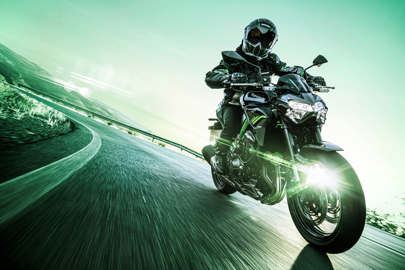 motorbeursnoord's tweet photo. 17, 18 en 19 januari 2020
Nieuwe Kawasaki's op motorbeurs
#motorbeurs #motorsport #motorrijden #motorclub #motorradmesse #motorradfahren #motorradclub #nmb #bikersofholland #bikelife #kawasaki #z900 #biker #bikelife #motoplus #bigtwin #kicxstart #motornl #promotor #moto73 https://t.co/mQ0e1Q05Fv