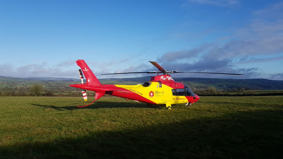 CRITICALcharity's tweet photo. #ICRRstats 4 days to go until grounding of the ICRR Air Ambulance. €400,000 required to keep flying. We initially projected flying 350 missions per year. We've flown 270 missions in 5 months. Flying more missions, means we need more funds. #DonateNow https://t.co/sYQY8VueSx https://t.co/Iww030Qwx7