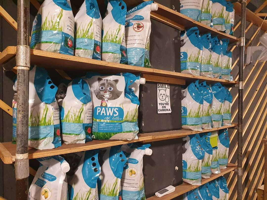 capawcino's tweet photo. You can now pick up Cat Food and Cat Litter for your furry little friends from Capawcino Cat Cafe!
Available Items: https://t.co/UwKiw8qXOL
#capawcino #catcafe #capawcinocatcafe #cafe #capawcinoshop #catfood #catlitter #litter #whiskas #meo #paws #britcare https://t.co/JGZ7alPyIh