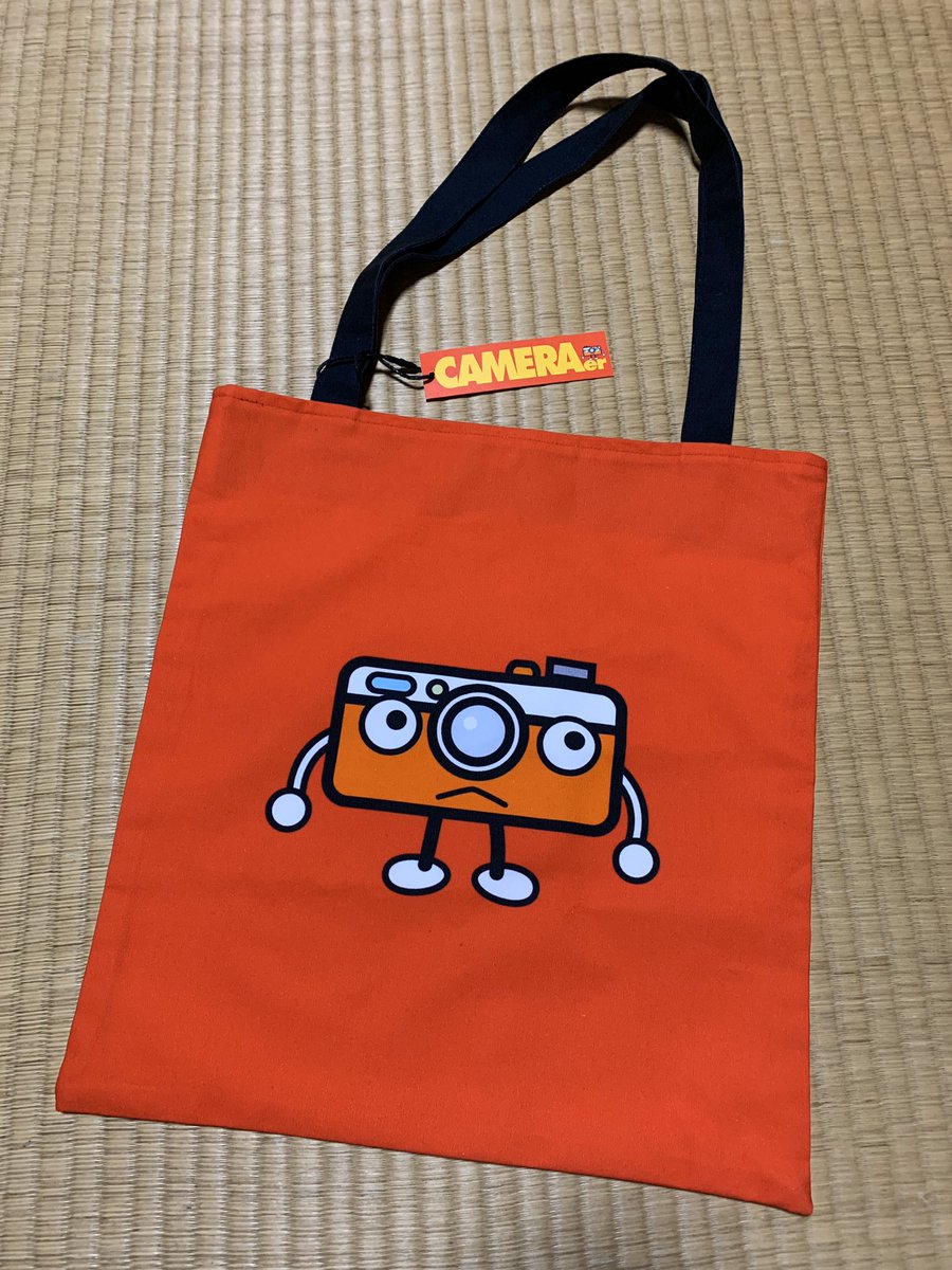 eikun1973's tweet photo. 先日手に入れた野村浩さんのカメラーグッズ。
中国の展示に合わせて作られたもので、日本に４つしかないらしいです。#野村浩 #CAMERAer #カメラー https://t.co/i5MplrGjRG