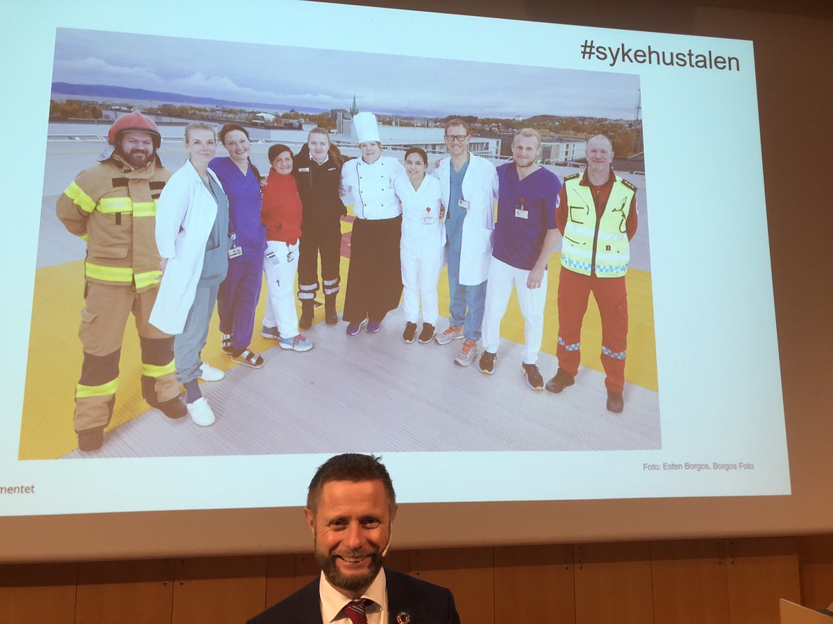 «Vi vet hvor vi vil» @BentHHoyre i #sykehustalen - «en helsetjeneste rundt pas behov» i år opptatt av det fysisk arbeidsmiljøet og arbeidsbelastningen til ansatte- mer kompetanse og riktig bruk av kompetanse viktig samt teknologiske verktøy som Helseplattformen i @HelseMidtNorge