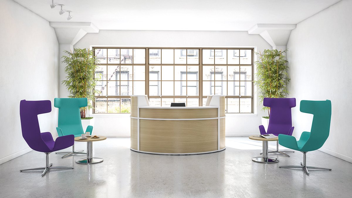 LofOffice's tweet photo. Such a minimalistic look but those chairs give this room the wow factor! #chairs #waitingarea #reception #desks #purple #highback #clean #business #firstimpression #peterboroughuk #miltonkeynes #corby #kettering #leicester #london https://t.co/J16hZCQikz