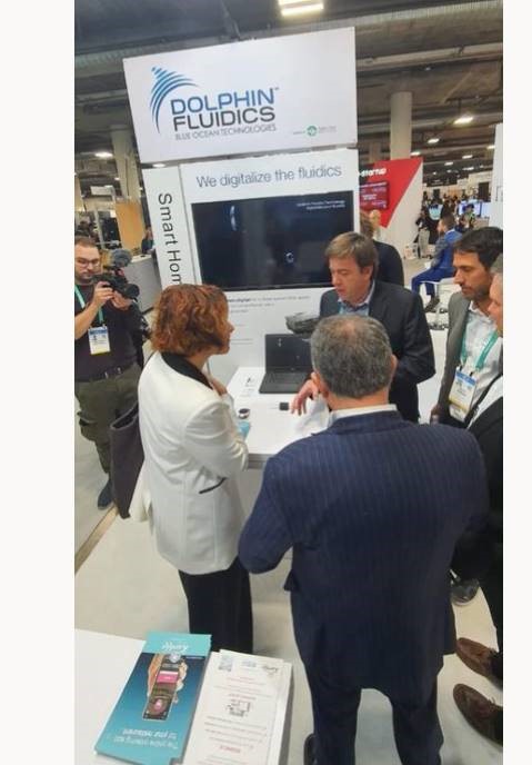 Here we are with @PaolaPisano_Min at #CES2020 in #LasVegas, last week. Very proud of her visit! #wedigitalizefluidics #smartvalves #sensors #powertheflow #SaveWater #DigitalWater #3GoodHealthandWellBeing #6CleanWaterSanitation #2030isPossible #SDGs