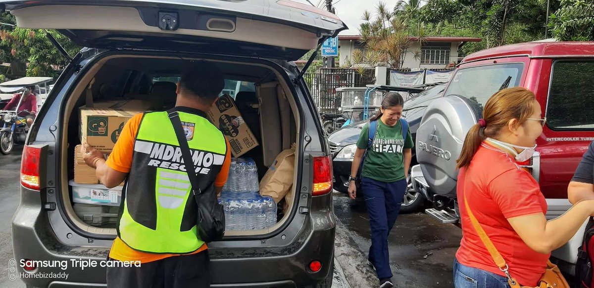 PNEdward2's tweet photo. 1st batch: All of these supplies were delivered earlier to the evacuees. Thank you to everyone who supported. We are still accepting donations in cash or in kind. We will be sending supplies to the affected areas until Saturday. Just dm us.

#PUSHAwardsMayWards https://t.co/0ORyvB6swV
