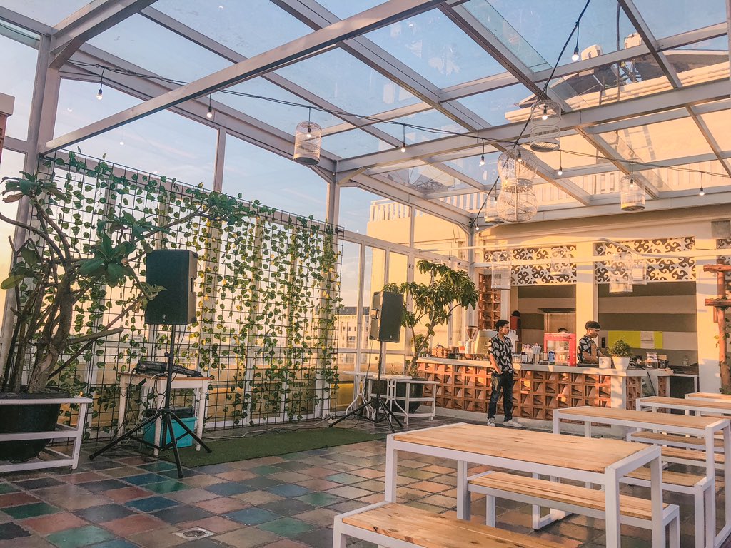 Langit Teduh, Jakarta