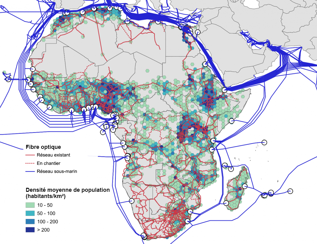 Banquemondiale's tweet image. Une carte vaut des milliers de discours.

Celle-ci par exemple montre que 45 % environ des Africains vivent à plus de 10 kilomètres d’une infrastructure réseau en fibre optique — soit plus que n’importe où ailleurs dans le monde. wrld.bg/dMDO50xUfln
