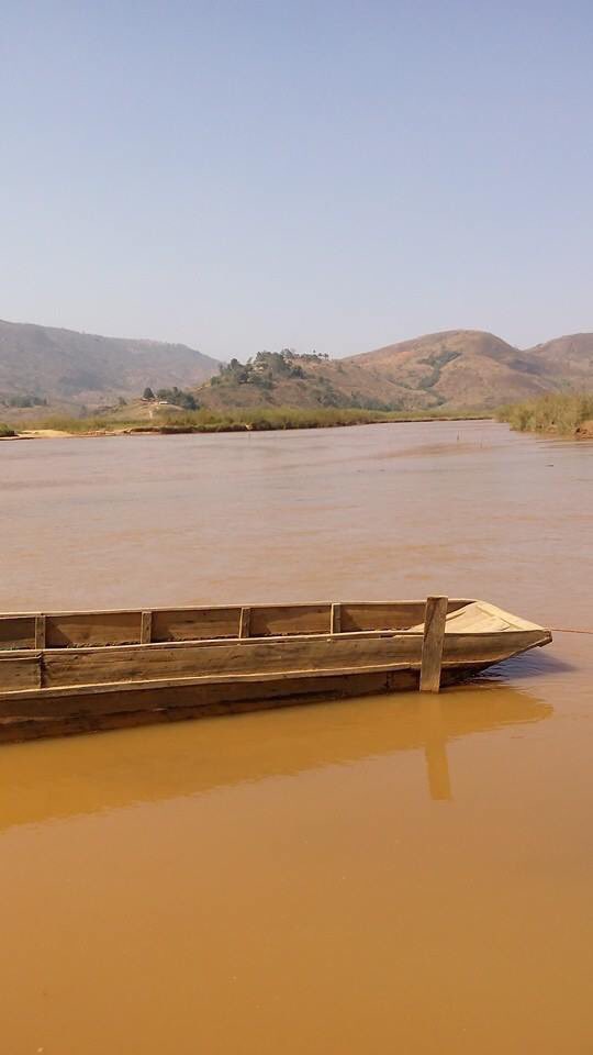 Pastoralist1's tweet photo. The Brown River, the Beautiful Mayo Ukari (River Donga) Snaking Round the Mambilla Plateau, Sardauna LGA Taraba State , Nigeria π³π¬. #SaveThesePictures. @mamannajwa #MayoUkari https://t.co/r4XMBia1Sr