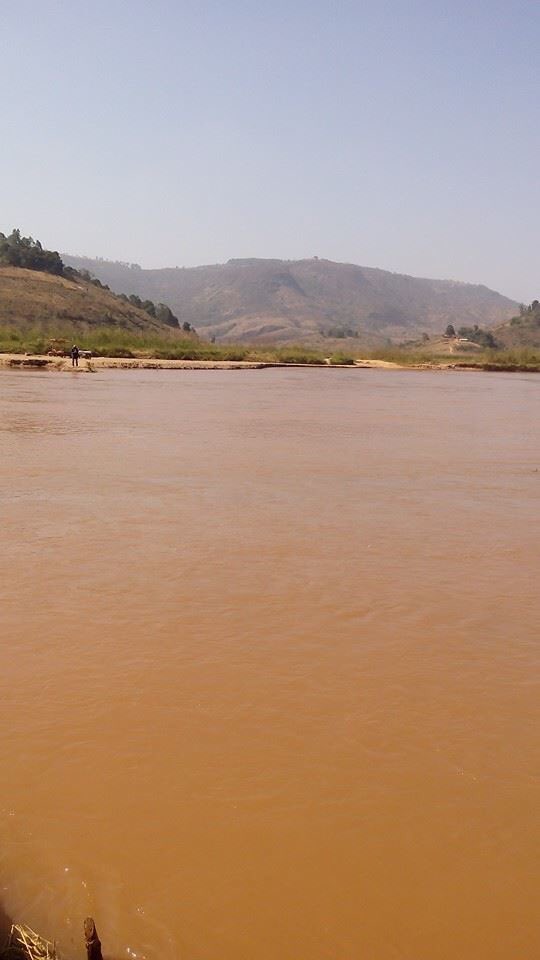 Pastoralist1's tweet photo. The Brown River, the Beautiful Mayo Ukari (River Donga) Snaking Round the Mambilla Plateau, Sardauna LGA Taraba State , Nigeria π³π¬. #SaveThesePictures. @mamannajwa #MayoUkari https://t.co/r4XMBia1Sr