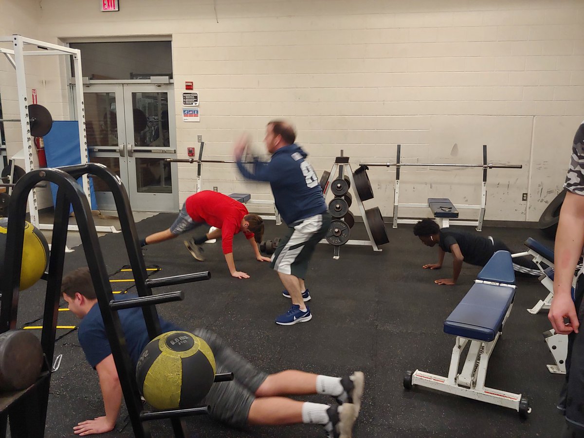 With Spring right around the corner, the Pottstown Trojans Baseball Program is hard at work! A special thanks to Mr. Woodley for going above &amp; beyond to help make sure our guys are prepared! #PottstownTrojansBaseball
<a href="/PottstownTrojan/">Pottstown Athletics</a> <a href="/JohnJarmato/">John Armato</a> <a href="/pottstownschool/">Pottstown Schools</a> @PHS_MIS134
