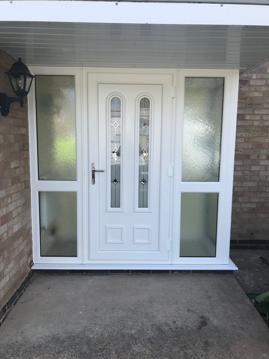 BurbageCW's tweet photo. Before &amp; After! Transforming the front of our customer's house with a new white UPVC porch...... https://t.co/jm8RMHArxJ