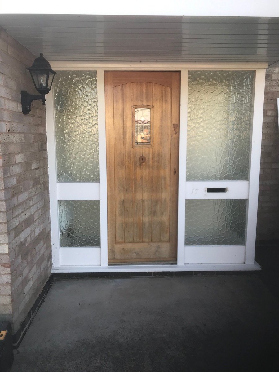 BurbageCW's tweet photo. Before &amp; After! Transforming the front of our customer's house with a new white UPVC porch...... https://t.co/jm8RMHArxJ