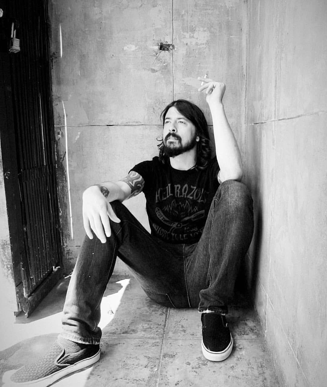 Happy birthday to the legend that is dave grohl!! <3 