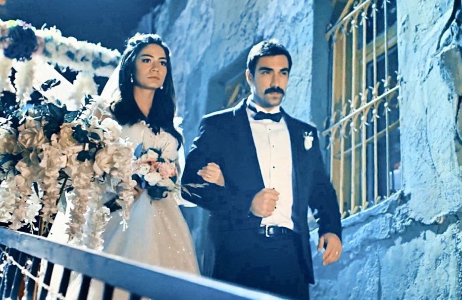Imagine living w/ 2 diff parents, 2 diff homes Torn between 2 men. But only 1 can be chosen. What if the answer is to buid your own home whereyou can find solace But first, let the drama beginTomorrow at 8pm Turkist time  @tv8  #DemetÖzdemir  #İbrahimÇelikkol  #DoğduğunEvKaderindir