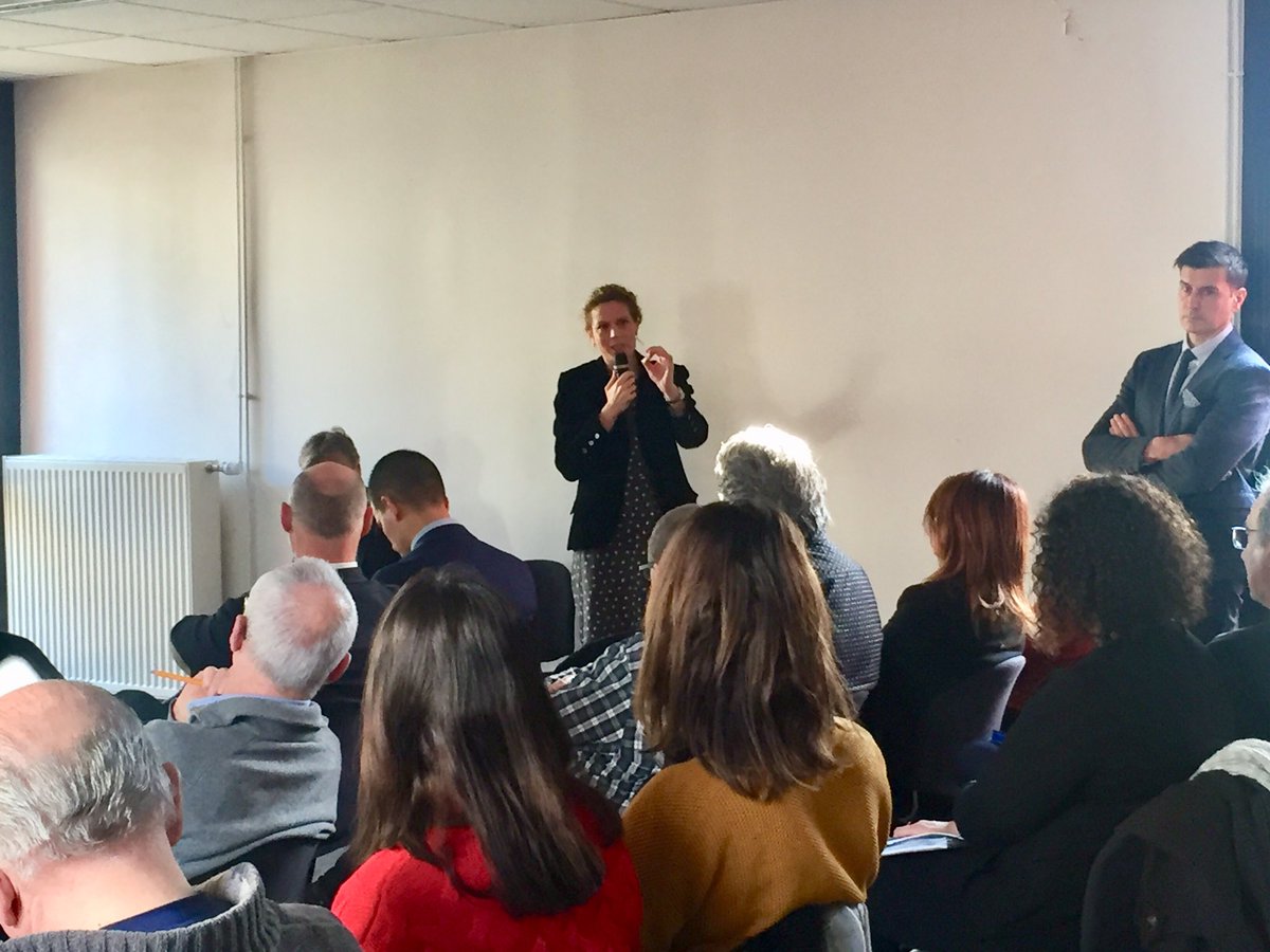 prefetrhone's tweet photo. La préfète déléguée E. DUBÉE ouvre les assises de la #sécurité intérieure.
Des citoyens nourrissent et enrichissent la réflexion nationale portant sur la sécurité de demain. https://t.co/jl8FDfasyV