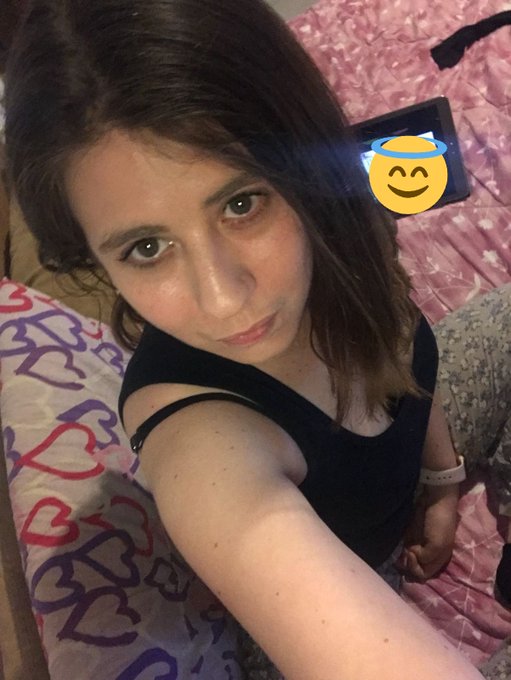 Buon giornooooo porcelli #cam4 #goodmorning https://t.co/URXWMPSq8Z<a href="/tag/cam4"class="tags">#cam4</a><a href="/tag/goodmorning"class="tags">#goodmorning</a>