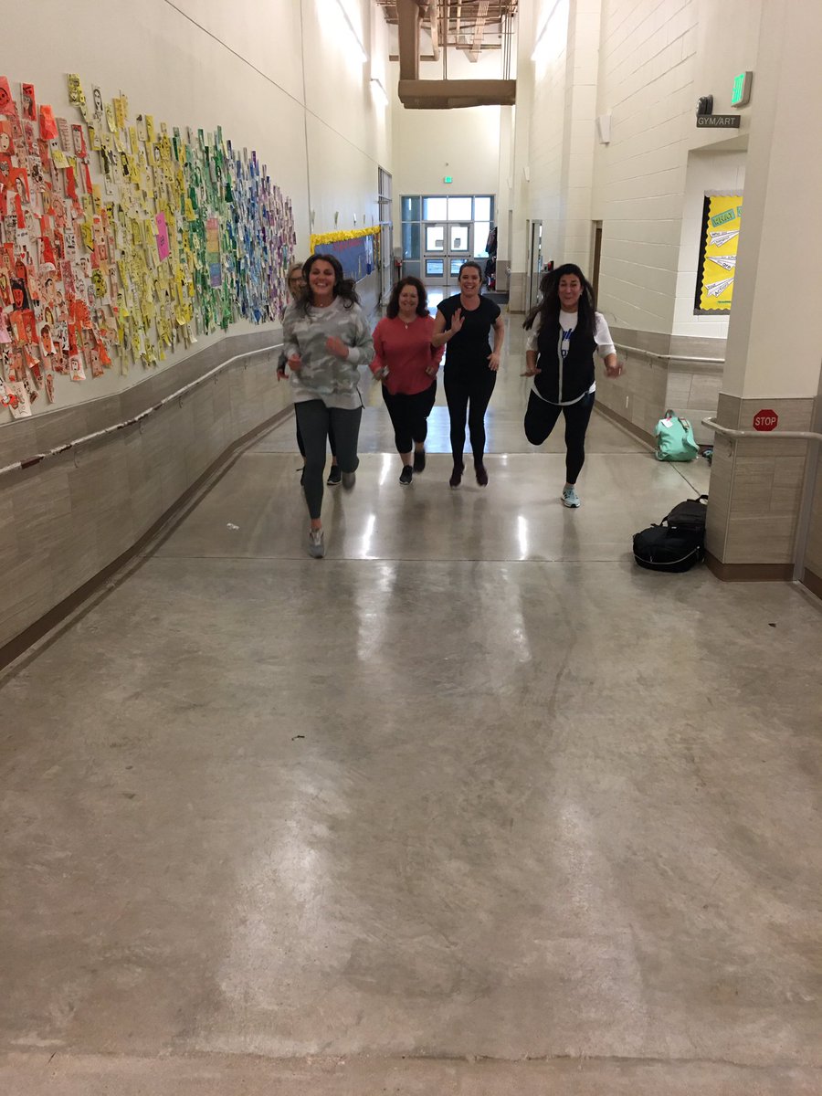 abbeysmart18's tweet photo. Had to walk inside because of the weather for #ssesmoveitmonday. Love these teachers I get to work with! #sycamoreyr3 @lyle_natalie @SanglSSE @StephSmithLuvs2 Carly and Bridgette! https://t.co/y1kz8gullE
