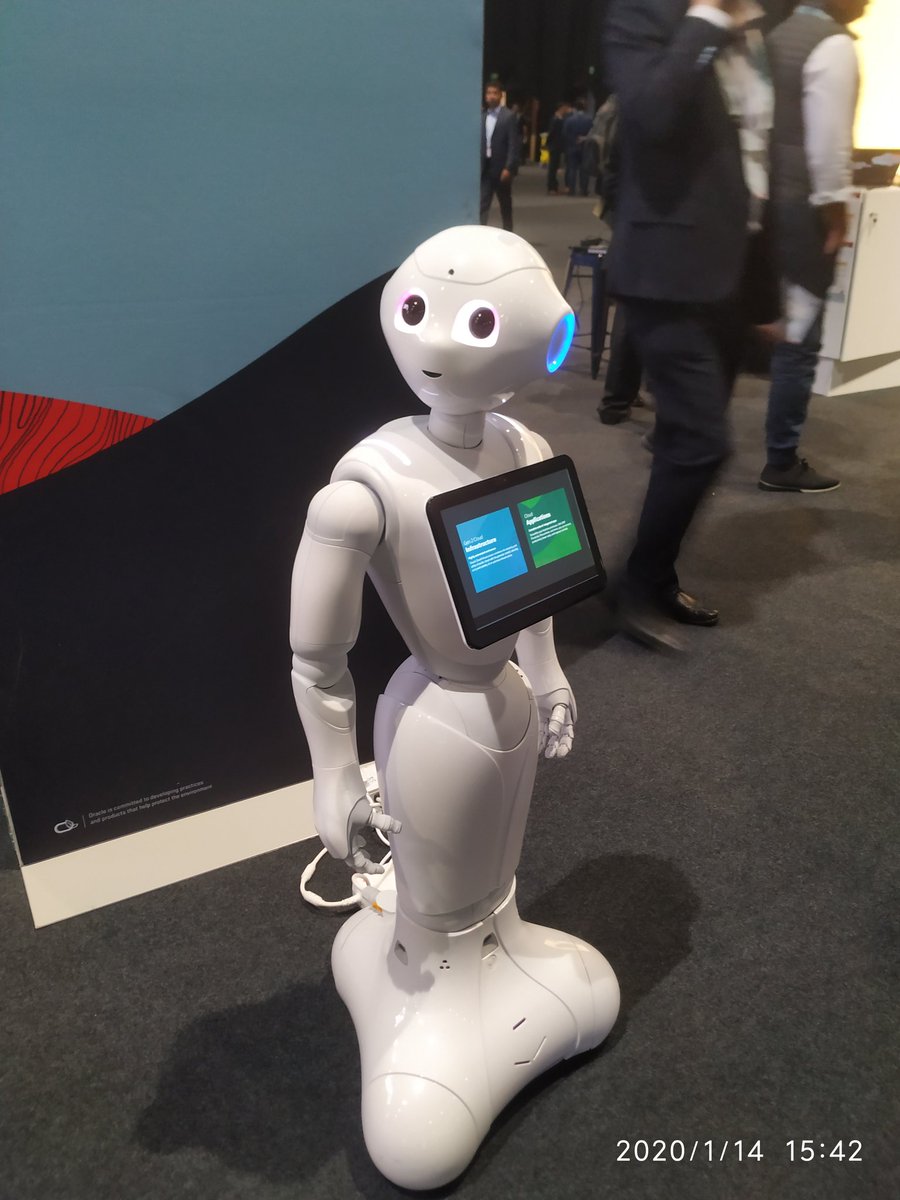 viyomjain's tweet photo. #AskPepper at #oowdxb https://t.co/xFTYL9mSFH
