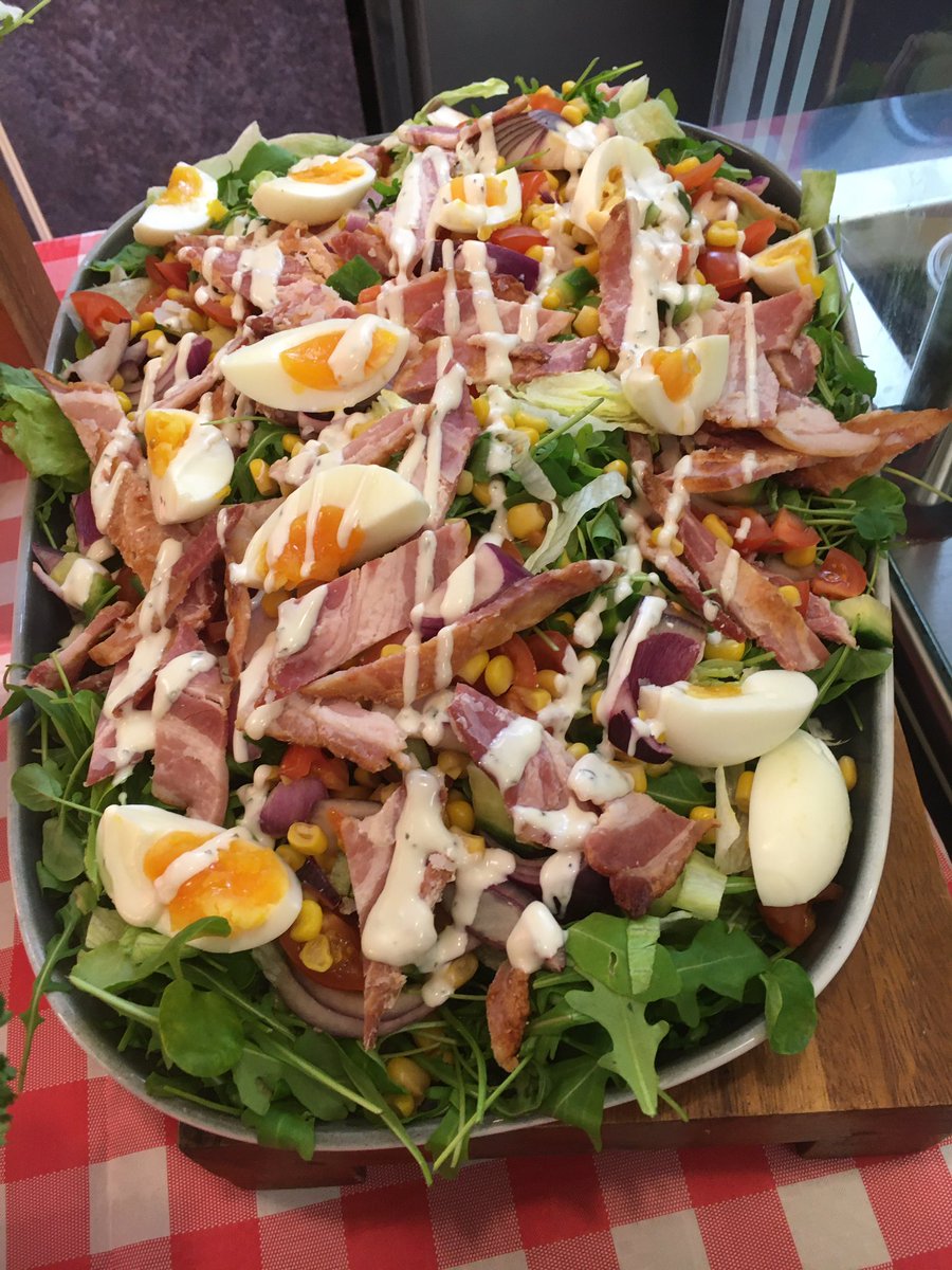 DawnPowell19's tweet photo. Jukes Diner at Worcestershire County Council @jessey1965 @JonWhittle1fwyS @ServestFoodCo @danfarrand13 https://t.co/UuKGtWApPI
