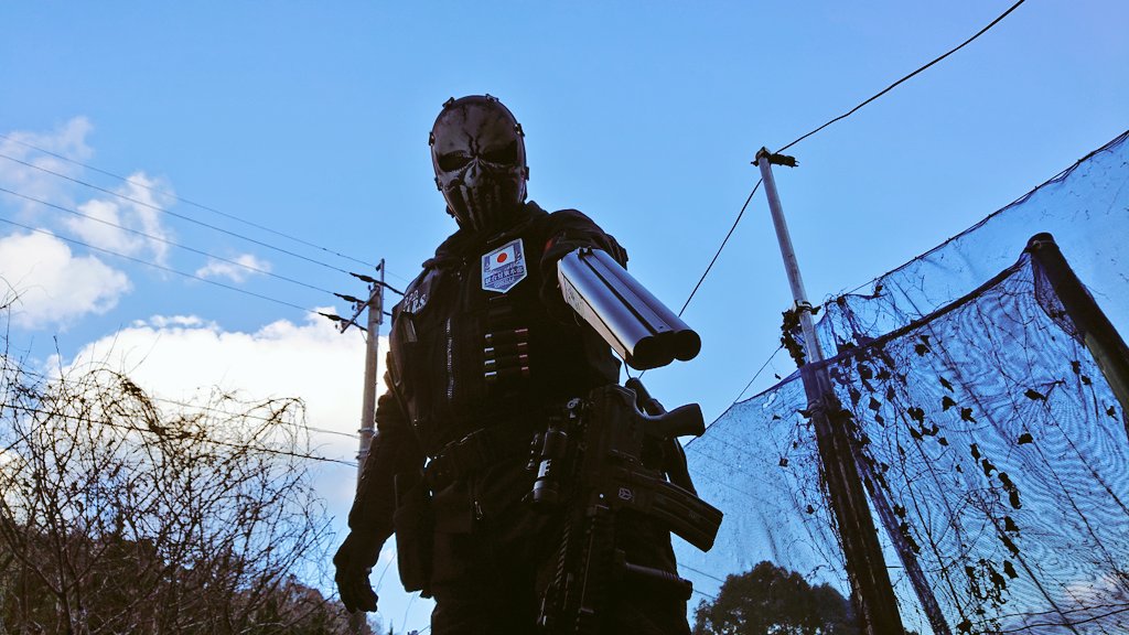 orca5g31's tweet image. 木曜洋画劇場
地獄の処刑人 ゴーストライダー・パニッシャー‼
さぁ、貴様の罪を数えろ!
愛銃 M4パトリオット
”ペナンス・ステア”水平二連ソードオフショットガン 撃たれた相手は罪の重さによってダメージが変わる
無限 #ケブラーマスク 装備
ディズニー・石ノ森プロ「おいこら」