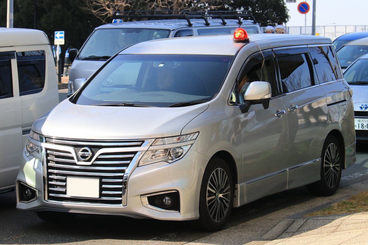 レイズ 日産 エルグランド 神奈川県警察交通部交通捜査課暴走族対策室車両 Bichot Associes Com