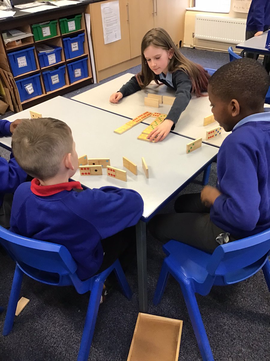 StColumbasCPS's tweet image. Year 4 enjoying wet playtime #rainingoutside #indoorfun @csptsa