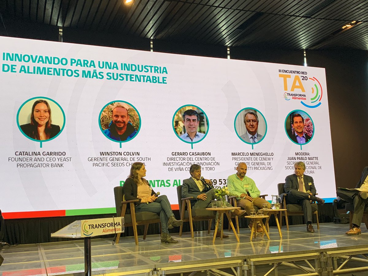 Macacorita's tweet photo. #SomosTransformaAlimentos @Corfo Catalina Garrido, Founder and CEO Yeast Propagator Bank, habla de la importancia de la biodiversidad en Chile, su protección y uso en productos escalables globalmente. Biobancos y protección de patrimonio cada temas más relevantes!! https://t.co/WLjmajjhyf