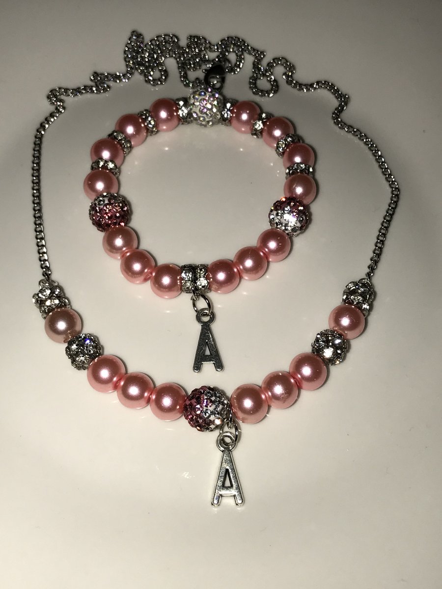 wrshpready's tweet photo. Excited to share the latest addition to my #etsy shop: Pink Pearl Necklace Set https://t.co/ZFFNaoa7rC #jewelry #yes #pearl #pink #women #charm #silver #pearls #handmadejewelry https://t.co/bzLpa3kvmz