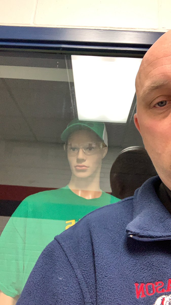 mrwingmhs's tweet photo. #SecuritySelfie https://t.co/sKD6TAkbEZ