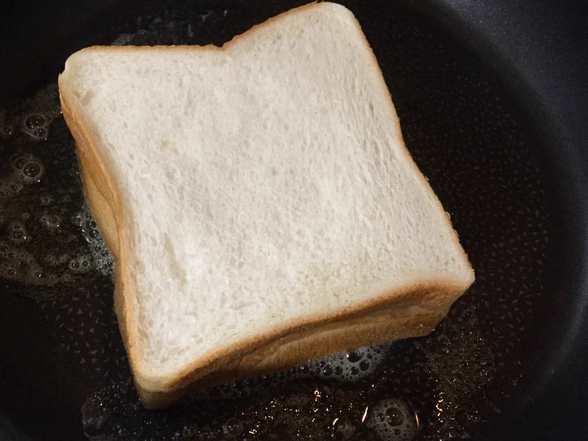 誰でもホットサンドができちゃう。ホットサンドメーカはいりません。