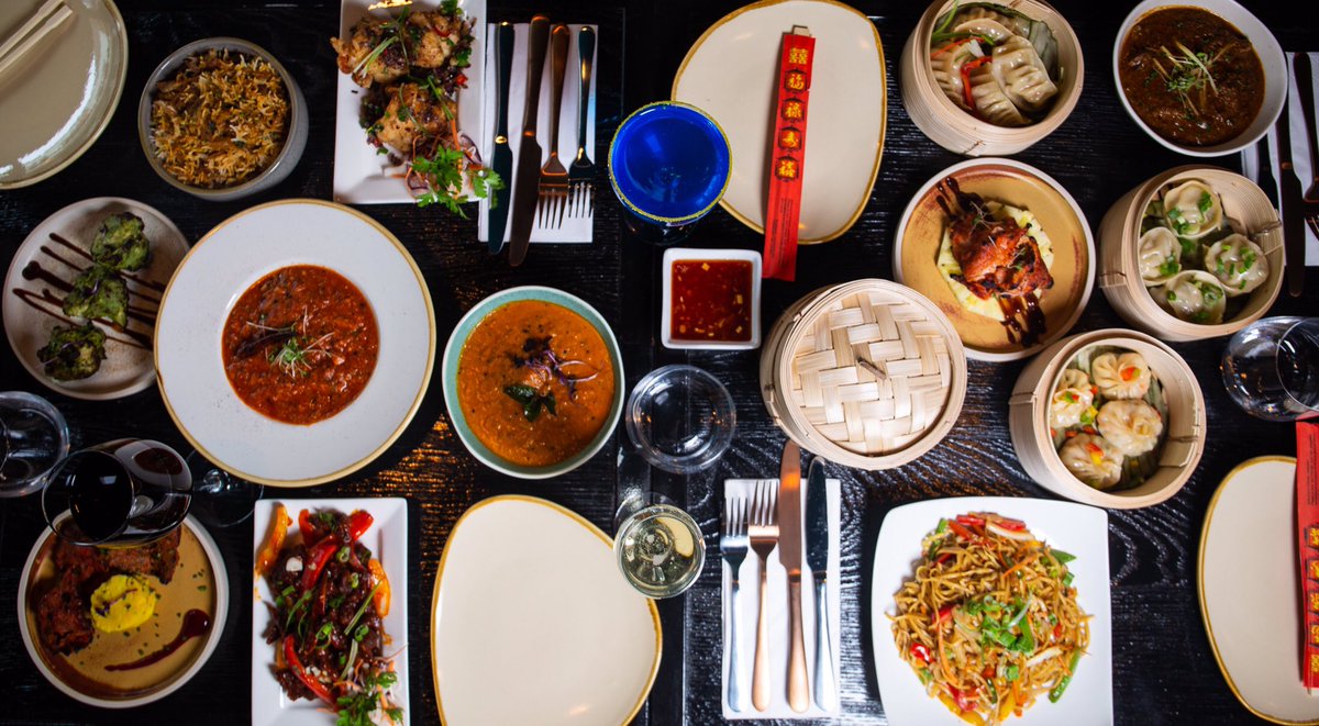 We are now open for lunch at weekends 🙌🏼 Whether you’re after a long lazy lunch or dim sum and cocktails, come on down from 12pm ✨🍸🥢🥟