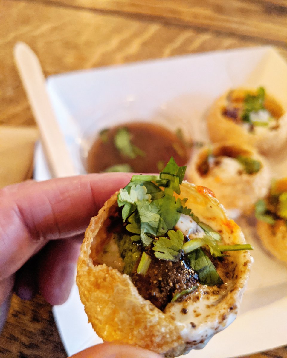 LondonPopups's tweet image. Tonight!  #Eat_Fooska is back at @DukesHighgate - excellent Bangladeshi cooking that is already proving very popular with the locals!  londonpopups.com/2020/01/fooska…  Tues-Sun for January