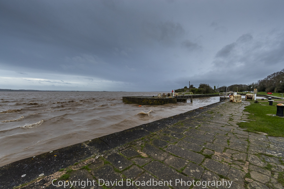 FoDschool's tweet photo. #Neaptide @riverlevel_0095 #Lydneydock this morning @EnvAgency #DeanWye #forestdean #riversevern #landscapephotography #photschool. Check out our new continuous personal development programme on our Facebook site https://t.co/JrHSUD06Vc