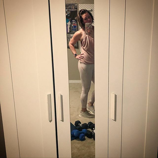 bfitsisters's tweet photo. Day 14 of 365:

Give me all the dumbbells! Total body circuit using dumbbells only today. In order to maximize the effectiveness of the different exercises, I needed different weight options. My legs are much stronger than my arms, so it makes sense to use a much higher weig… https://t.co/pnuTZtiUVB