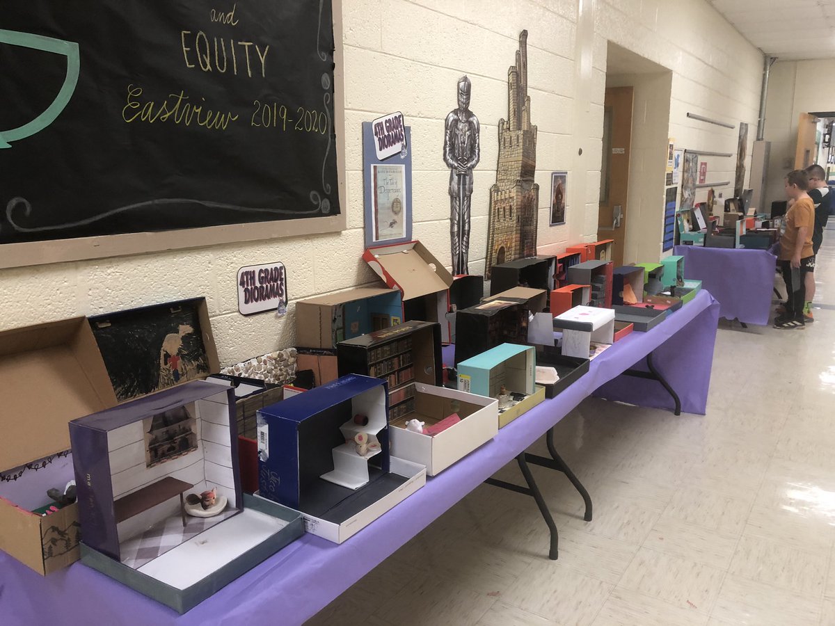Dazzling ‘Tale is Despereaux’ Dioramas! @EV4thGrade <a href="/motbz/">Brenda Ottinger, EdS.</a> <a href="/wildaboutev/">Kelly Ford</a>