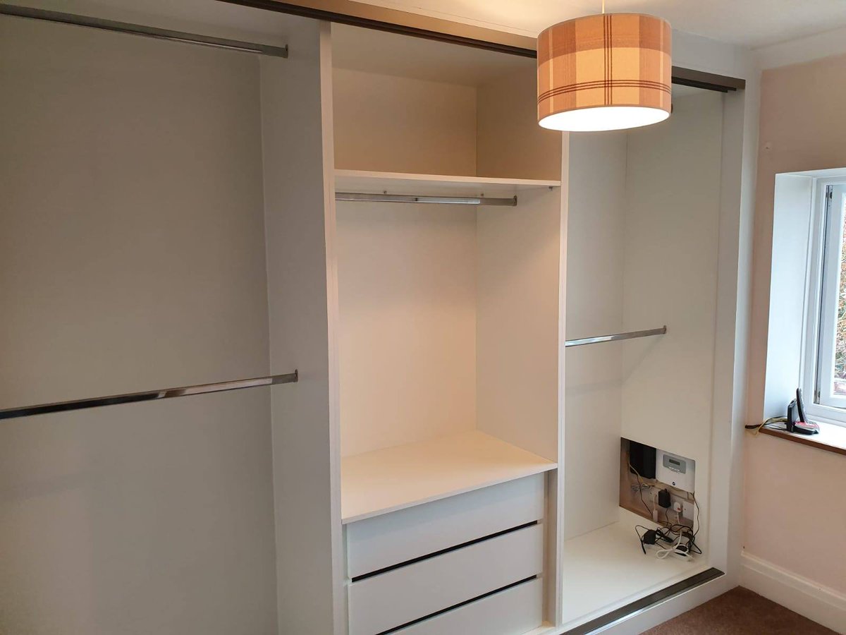 ContractsPs's tweet photo. Beautiful grained white Sliders with Gold framework. Installed with solid 18mm backs in cabinets. Call for a quote. 01244 795715. Finance available https://t.co/XBhvJQLM5y