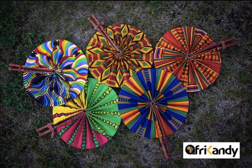 Afri_Kandy's tweet photo. NOTHING better than a bright african print hand fan to compliment your outfit and keep you cool at the motive... 2 birds, one stone. perioddddddd!! get yours at https://t.co/g9KF4qQLi2 dont lack!!👀 https://t.co/vySRn6FYsW