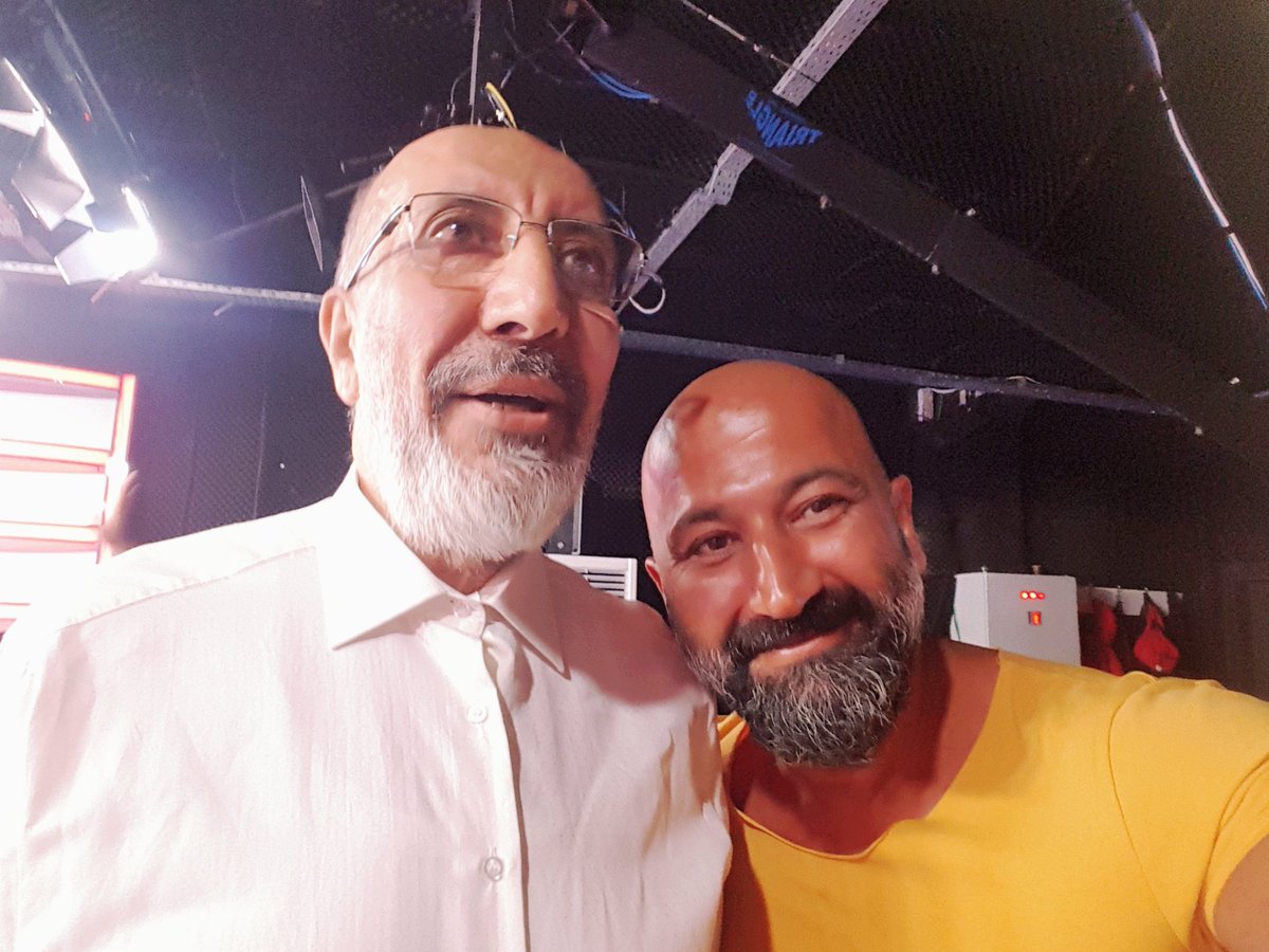 Karşınızda saygıyla eğiliyorum hocam ... 

     "AKLIN KİMYASI" başlıklı yazım...

m.facebook.com/story.php?stor…