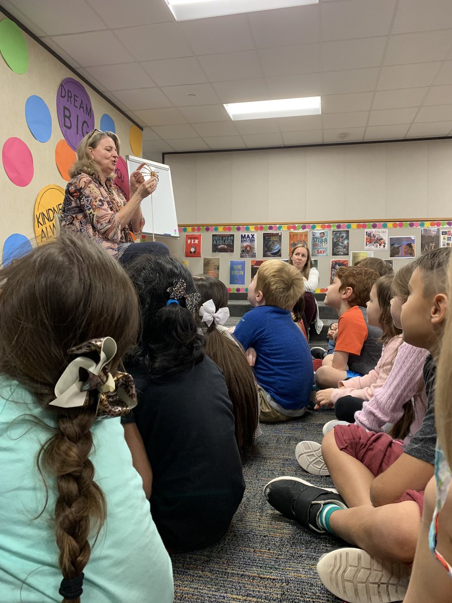 CarlsonECSE's tweet photo. Kindergarten read aloud with a special guest reader. #HESLions #Kindergarten  #storytime https://t.co/kddjrf1SR8