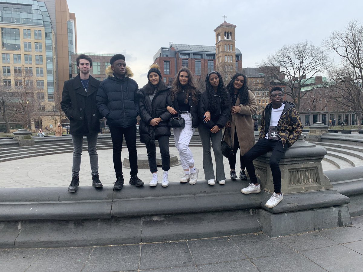 SMCalevelRE's tweet photo. Great morning for Group 1 with @MWTNYC touring around NYC! https://t.co/UsFVoJHxua