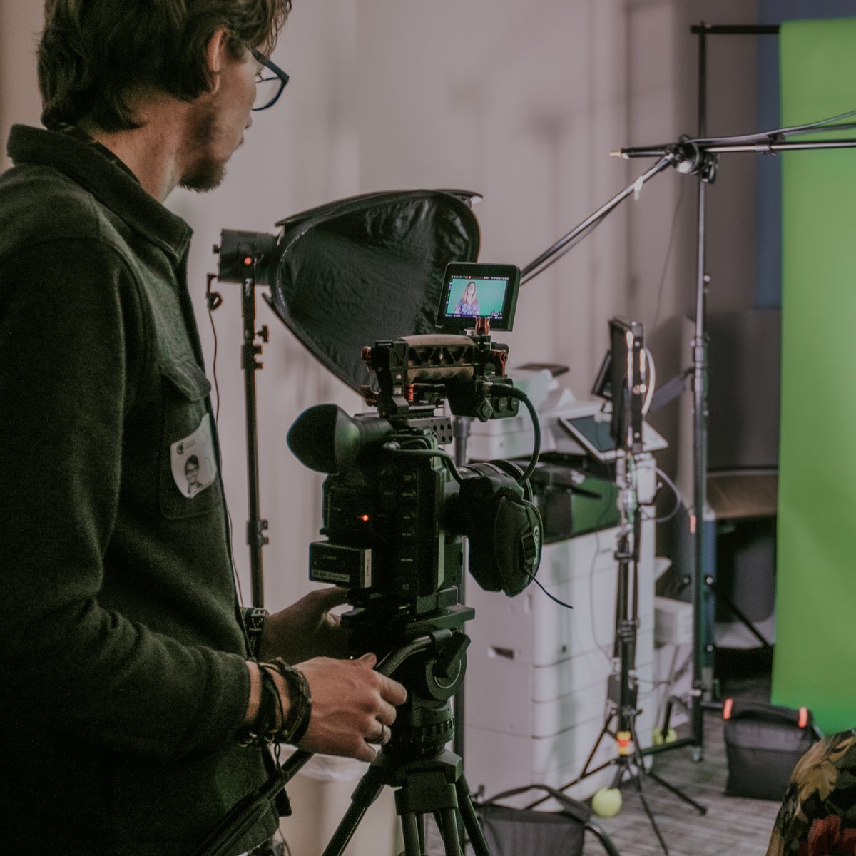 Element Studio tweet media