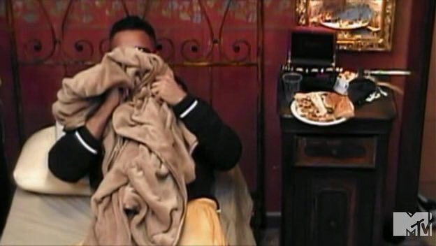 kathleen_hanley's tweet image. me the rest of the day after finding out vanessa hudgens and austin butler broke up even though i don’t personally know them and it shouldn’t affect my life at all