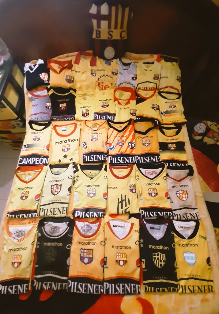 Roberto_BSC's tweet photo. Hoy mañana y siempre BARCELONA SC
Un Amor para toda la vida
@BarcelonaSC 
@PilsenerEcuador
#NocheAmarillaConPilsener 🍻 
#CelebremosElFútbol #CelebremosLoNuestro https://t.co/nZos76fYXy